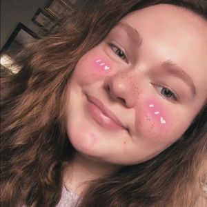 Meet your Posher, Corie